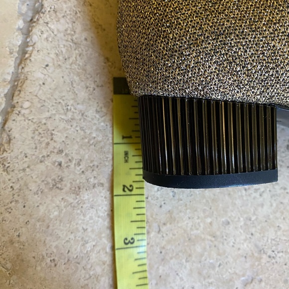 Vintage 1960s Robert Clergerie Gold Metallic Ankle Boots size 37 / 6.5 - Picture 6 of 10